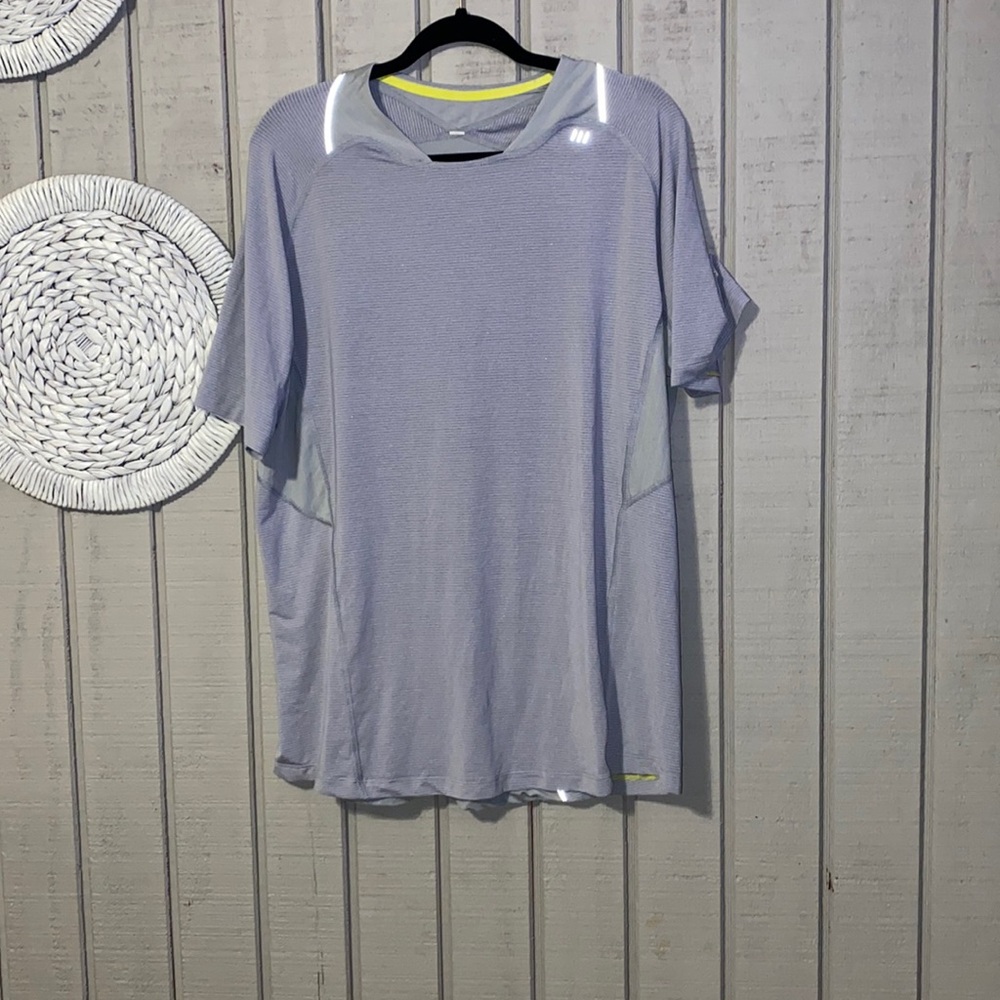 Lululemon men’s shirt large grey